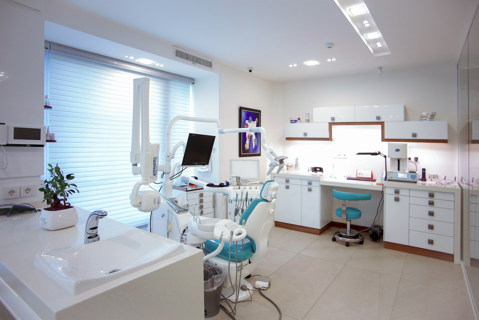CBCT scanner in dental imaging room